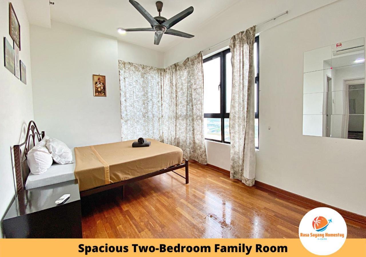 Rasa Sayang Homestay @ I-Soho, I-City Shah Alam Room photo
